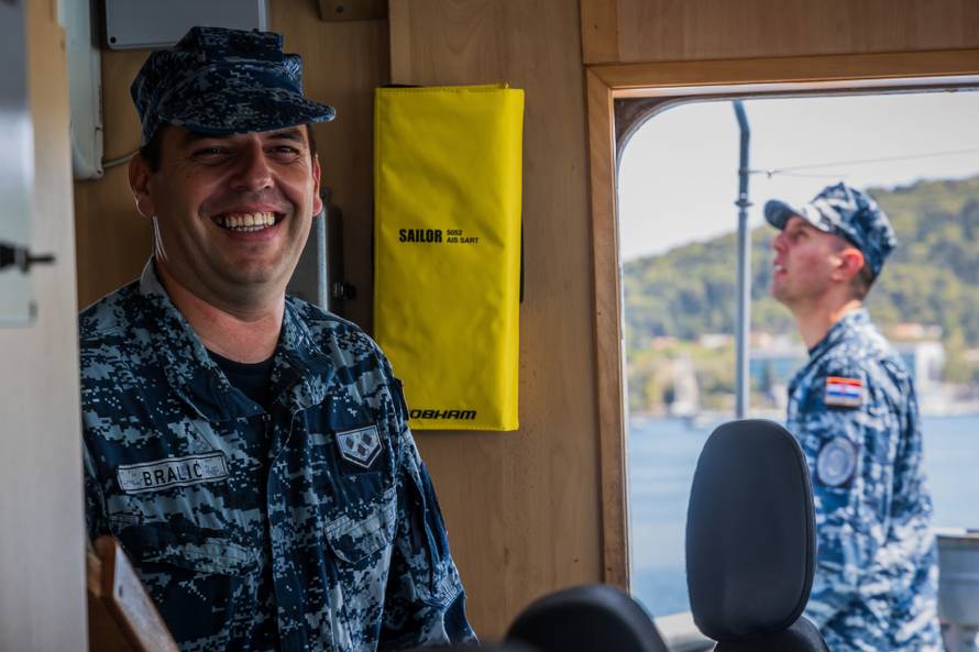 Split: Posada Hrvatske ratne mornarice tijekom vježbe za vojni Mimohod 2025. 