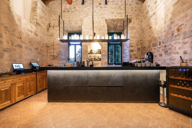 FOTO Propali biznisi hrvatskih sportaša: Krah restorana Ive Majoli, Ivanišević falija u Splitu