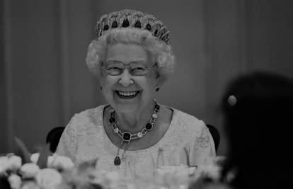 Netflix pauzira snimanje 'Krune' u znak poštovanja prema pokojnoj kraljici Elizabeti II.