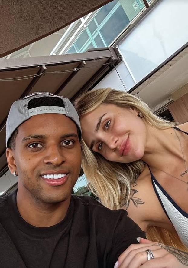 FOTO Neki planinare, drugi se kupaju u luksuzu. Ovako strani poznati sportaši pune baterije