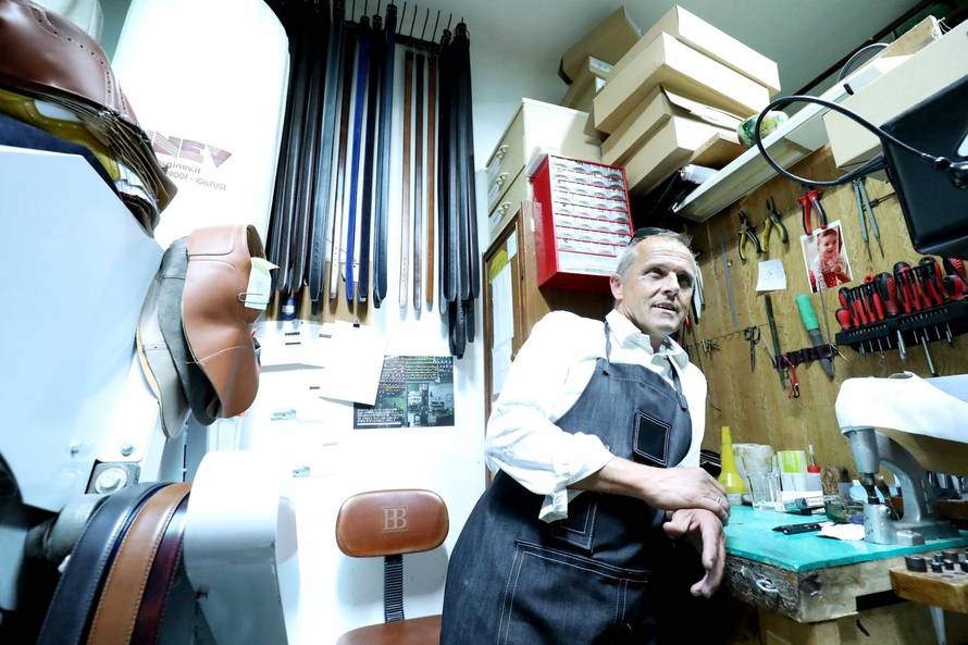 Savjeti postolara: Naučite kako ispravno mazati i čuvati cipele