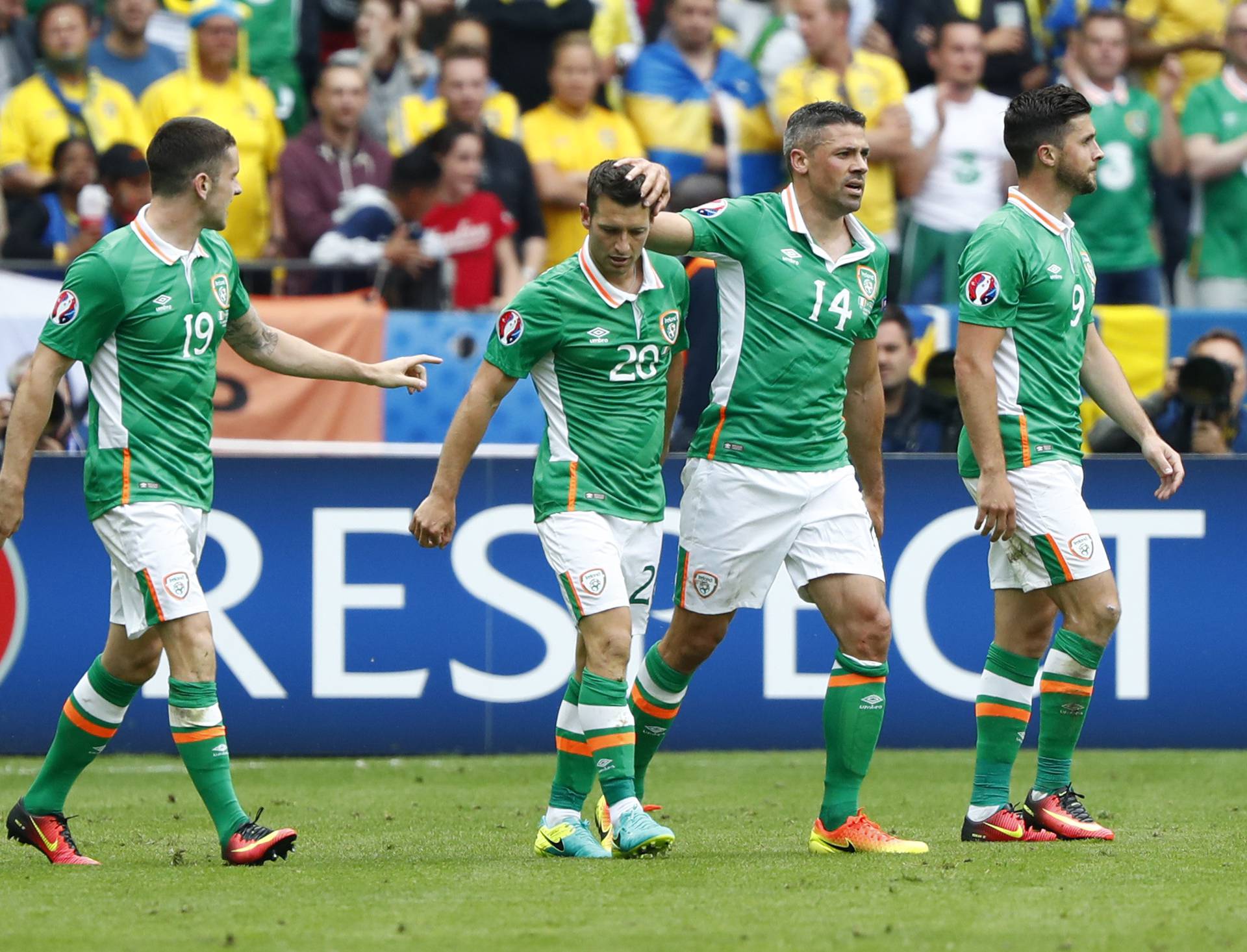 Republic of Ireland v Sweden - EURO 2016 - Group E