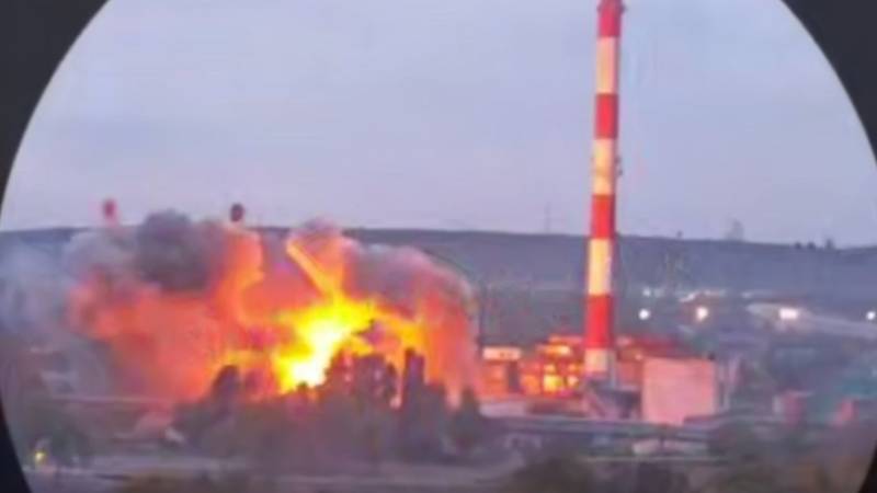 Ukrajinski napad povzročil izpad električne energije v ruskem Belgorodu, številni ujeti v dvigalih