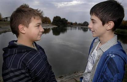Darko (13) je iz zaleđenog jezera spasio Stjepana (13)
