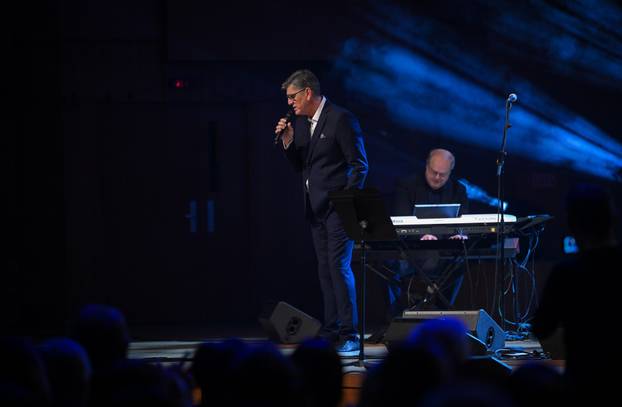 Zagreb: Klapa Rišpet održala je koncert u Lisinskom 