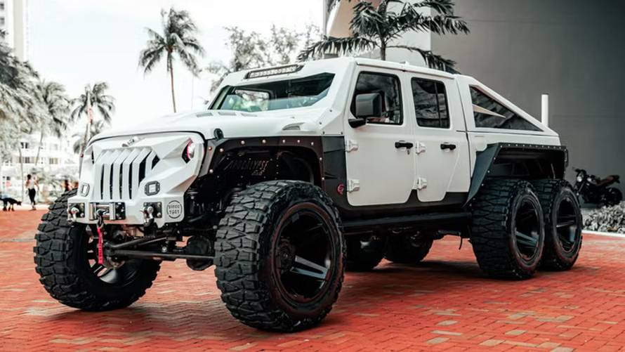 Pogledajte što vozi Luka Dončić: 'Spreman za zombi apokalipsu'