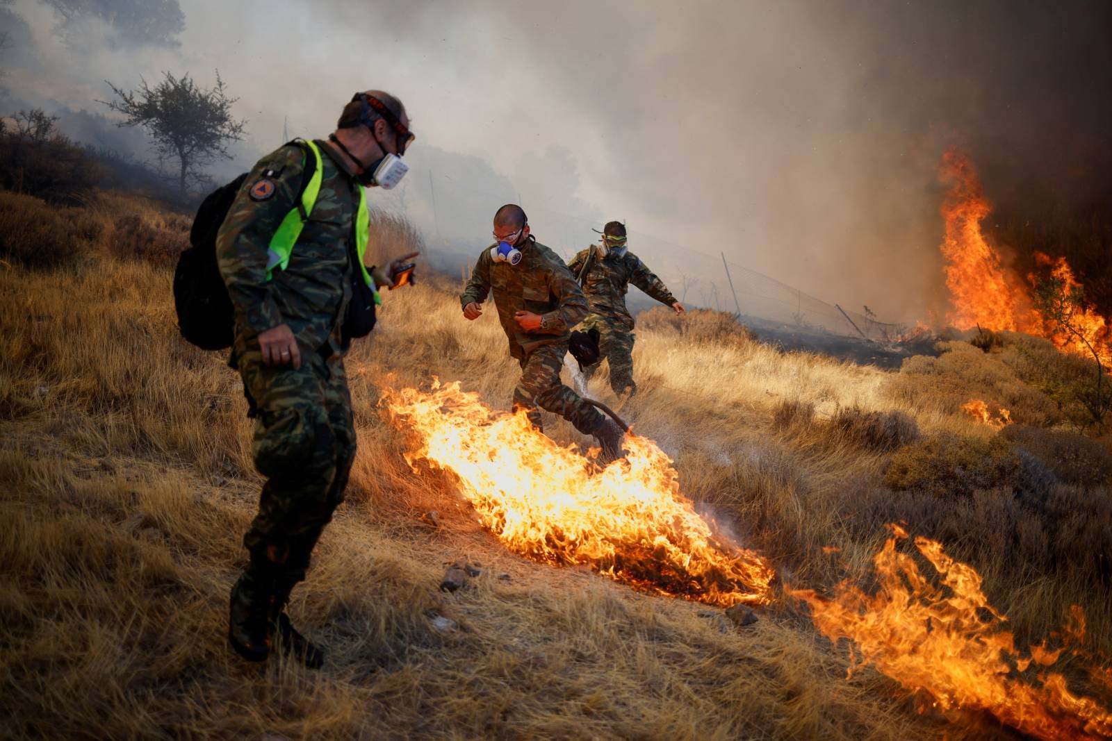 Wildfire burns in Markati