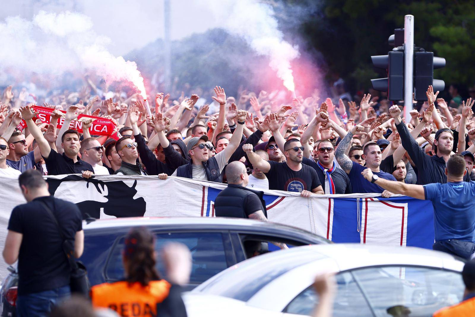 Split: Korteo Torcide prema stadionu Poljud