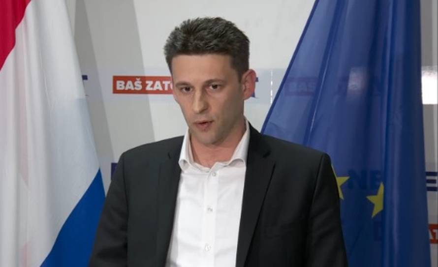 Petrov: Nije me strah Bandića, on može sanjati što god želi