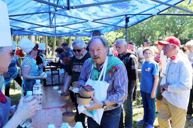 Puležani proslavili Praznik rada uz glazbu, igre i grah