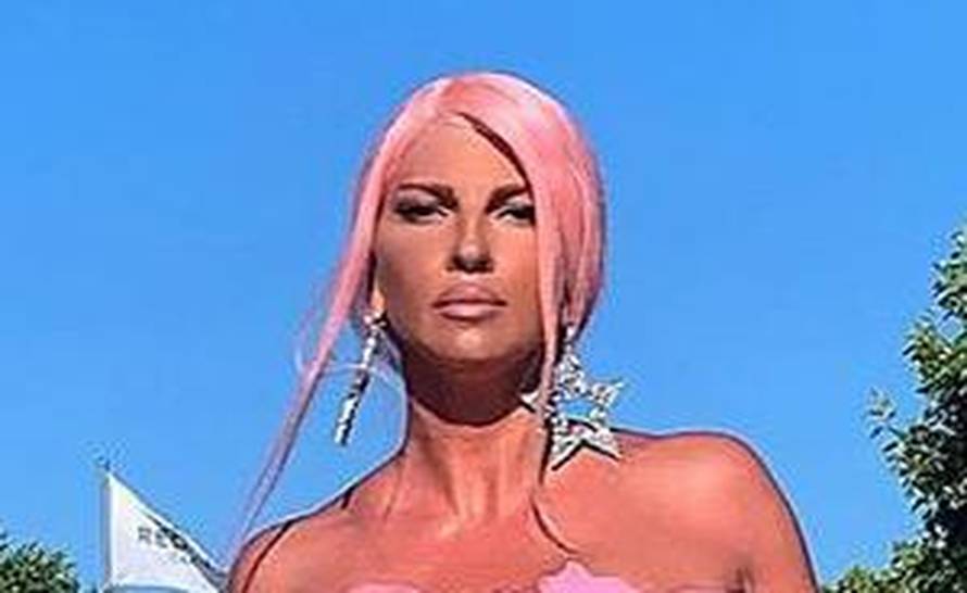 Oprostio Karleuši prevaru pa ju časti jahtom od 6 milijuna kuna