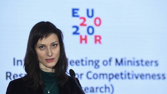 Europska komisija pokrenula platformu za mlade: Izrazite svoje mišljenje o budućnosti EU
