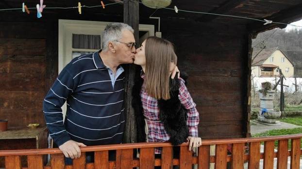 Razlika između njih bila je čak 53 godine, a na kraju se razveli: Evo gdje su Milojko i Milijana...