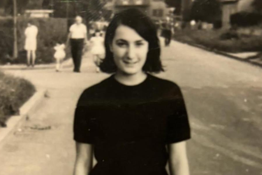 Zna&scaron; li tko sam? Optu&zcaron;ivali su je da previ&scaron;e odska&ccaron;e, tad ju je Arsen Dedi&cacute; jedini branio...