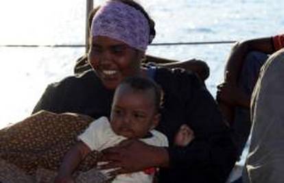 Italija: Zaustavili brodove sa 600 afričkih izbjeglica