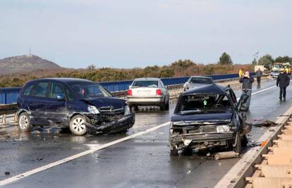 Istarski ipsilon: Sudar 11 auta, ozlijeđena 3 vozača