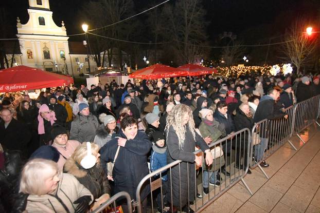 Bjelovar: Vlado Klember nastupio na dočeku Nove Godine
