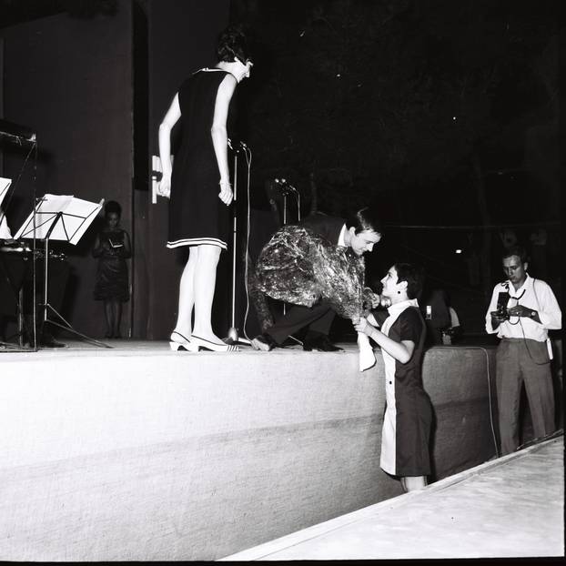 Otkrivamo davne prizore naših najvećih pjevačkih legendi iz slavnog Ljetnog kina Bačvice