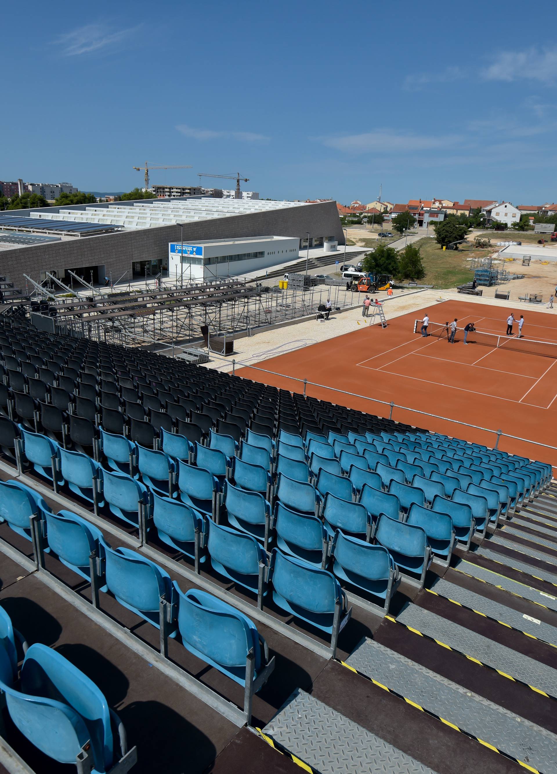 Zadar: Izgradnja teniskog terena na kojemu Äe se susreti Hrvatska i SAD u Davis Cupu