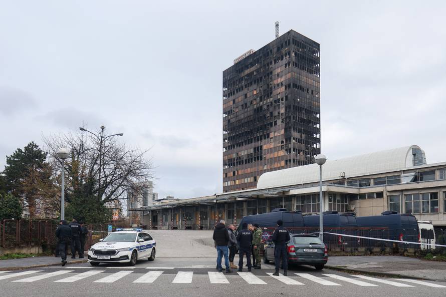 Zagreb: Započeo je očevid nebodera Vjesnik
