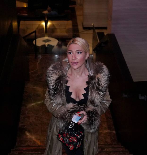 Beograd: U Hiltonu održana prva samostalna revija Mirne Nađ "Opsesija"