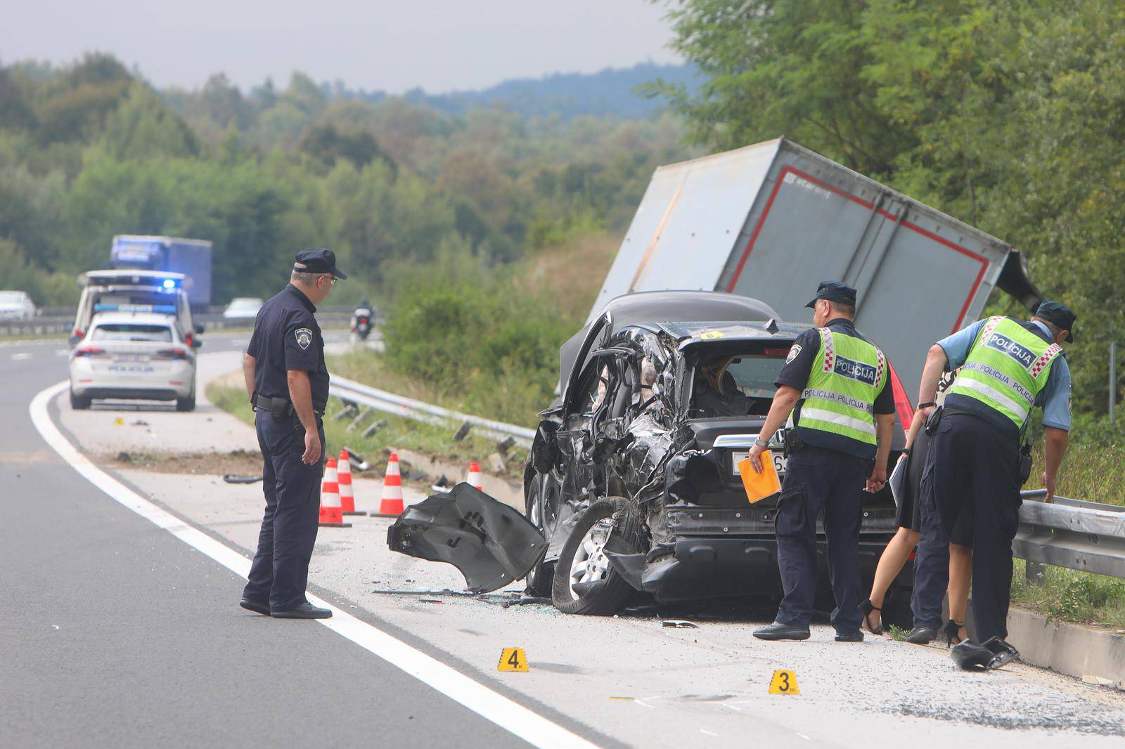 Muškarac smrtno stradao na autocesti kod Ogulina