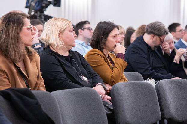 Zagreb: Komemoracija za novinarku Milu Moralić u Novinarskom domu