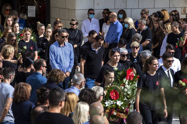 Split: Pogreb poznate kosarkasice Žane Lelas na Lovrincu