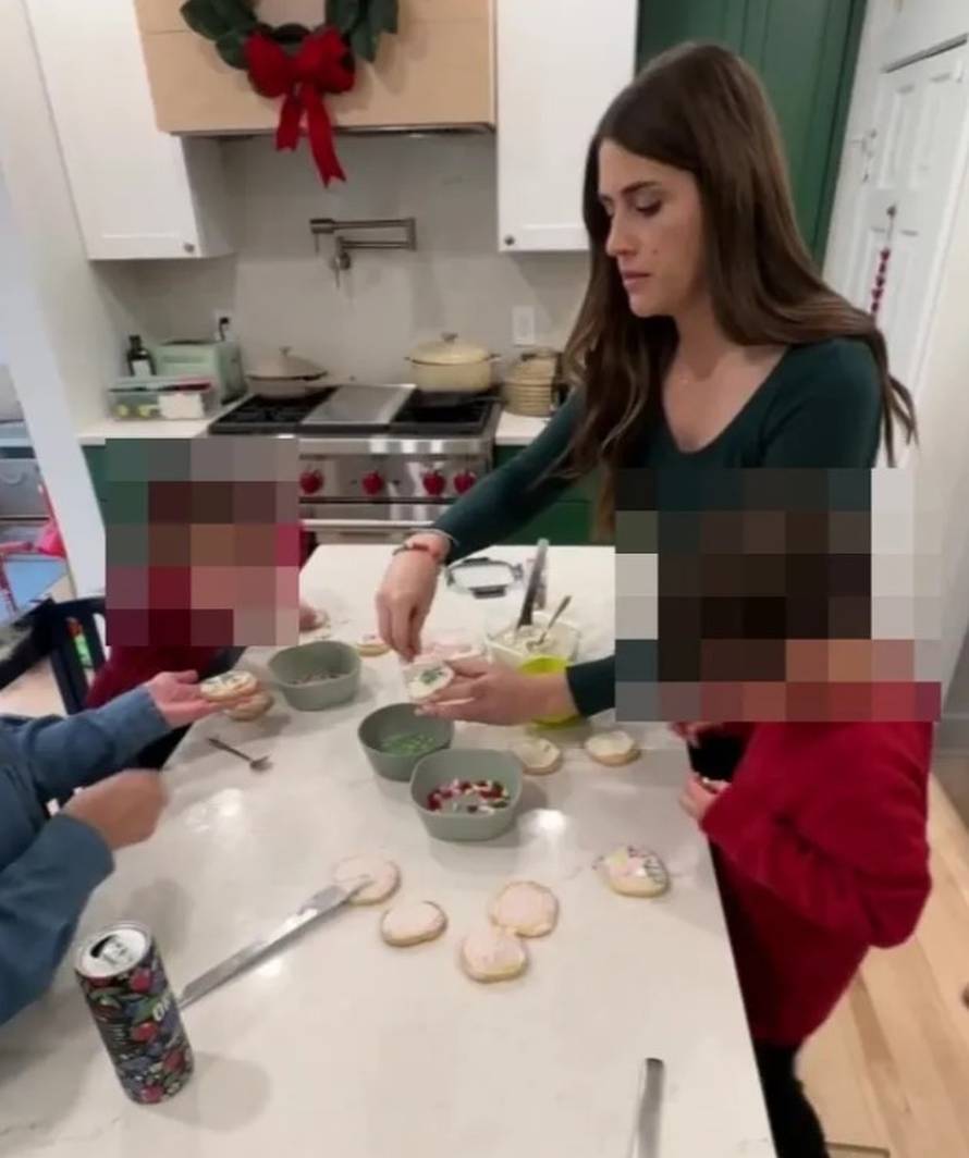 ANKETA Ova majka tvrdi da joj djeca (2, 4) rade sve kućanske poslove. Kako je kod vas?