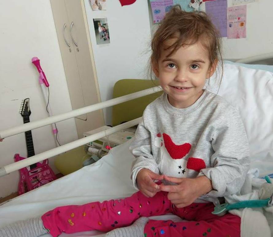 Rita je odbila jesti čips jer još uvijek misli da ima slabo srce