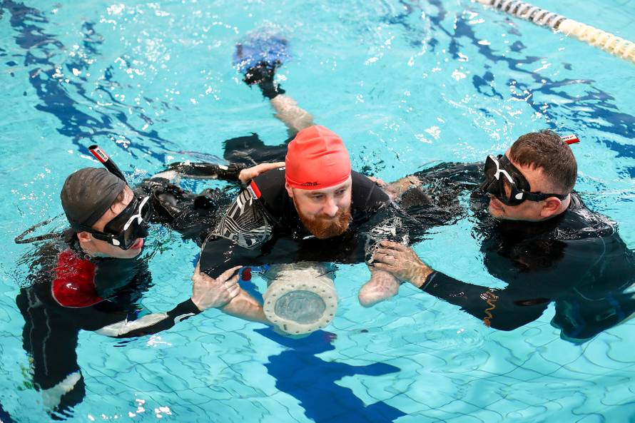 Lavov: Reportaža o ronjenju i rehabilitaciji ranjenih  Ukrajinaca