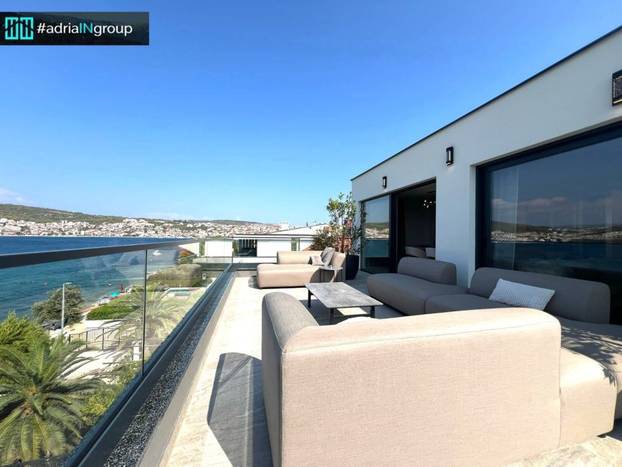 FOTO Ima konobu s vinom i dva bazena: Vila na Čiovu prodaje se za čak šest milijuna eura