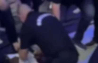 VIDEO Šokantna snimka: Čovjek gazi borca po glavi dok leži!