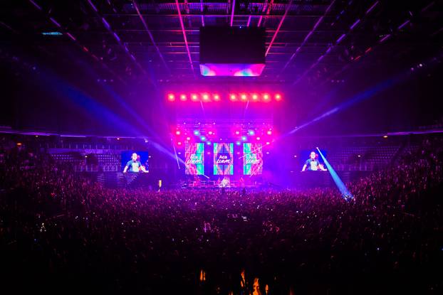 Zagreb: Koncert Ace Lukasa u Areni