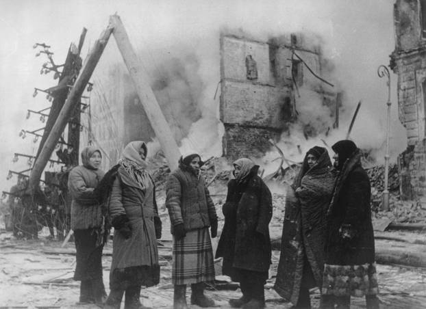 Blockade v. Leningrad 1941 / ZerstÃ¶rungen..
