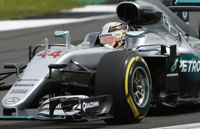 Lewis Hamilton starta prvi u Silverstoneu, Nico Rosberg 2.