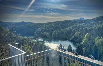 Prošćansko jezero pruža se 'na dlanu' s Tomićevog pogledala