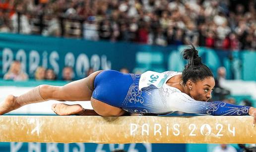 FOTO Najbolja gimnasti&ccaron;arka prije nije imala ovaj problem: Nekako je uspjela sakriti obline