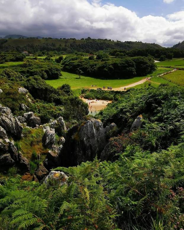 FOTO Kakvo čudo prirode! Ovo je najmanja pješčana plaža na svijetu, a duga je 40 metara
