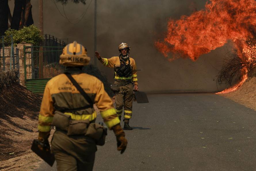 Wildfire in El Tiemblo