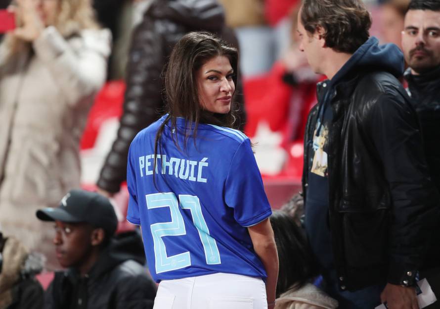 Lisabon: Djevojka Brune PetkoviÄa Tea Slavica na tribinama Stadiona svjetlosti