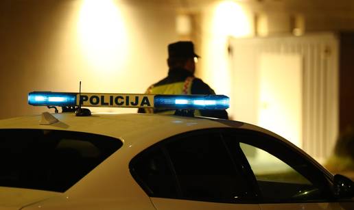 Razbio stakla na kući u Rovinju. Prisilno ga priveli u stanicu