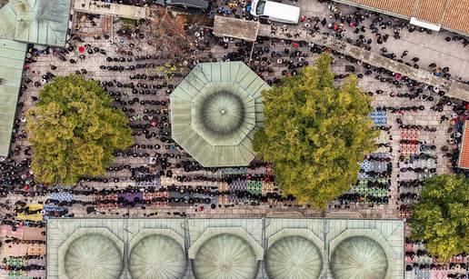 FOTO Nevjerojatni prizori iz Sarajeva: Pogled iz zraka na dženazu za Halida Bešlića