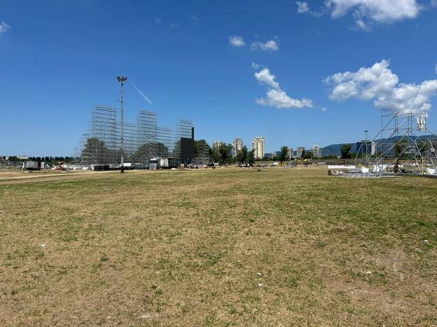 FOTO Thompsonu ističe rok za čišćenje Hipodroma, evo kako danas izgleda mjesto koncerta