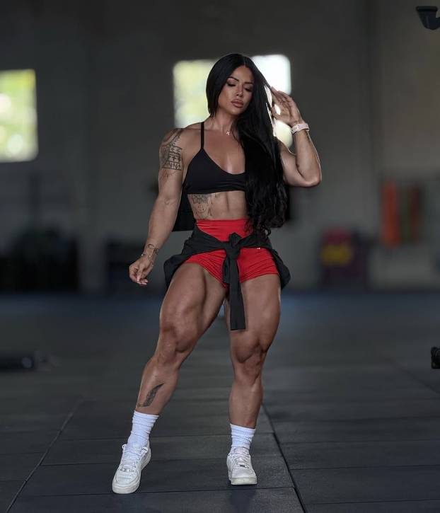 FOTO Patricia ima tijelo kojemu zavide čak i muškarci - Evo uz koje vježbe ostaje u formi