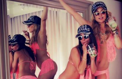 Striperi, bikini party i Vegas: Kate divlje proslavila rođendan
