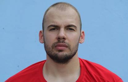 Rukometaš iz BiH teško stradao i bori se za život. Klub objavio potresnu fotku: 'Pobijedi i ti...'