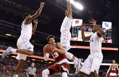 Novi Hrvat prema NBA-u: Duje Dukan na probi u Sacramentu