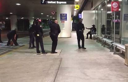 Policija nije našla napadača, ali su na aerodromu uhitili Zorroa
