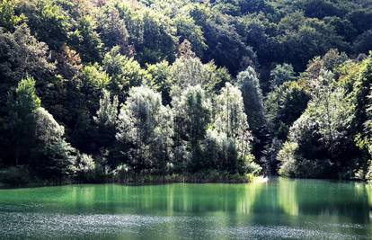 Pješčane plaže i planinska jezera! I to je Brodsko-posavska županija